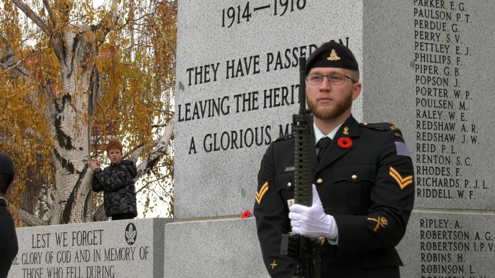 Lethbridge Remembrance Day ceremonies draw large crowds [Video]