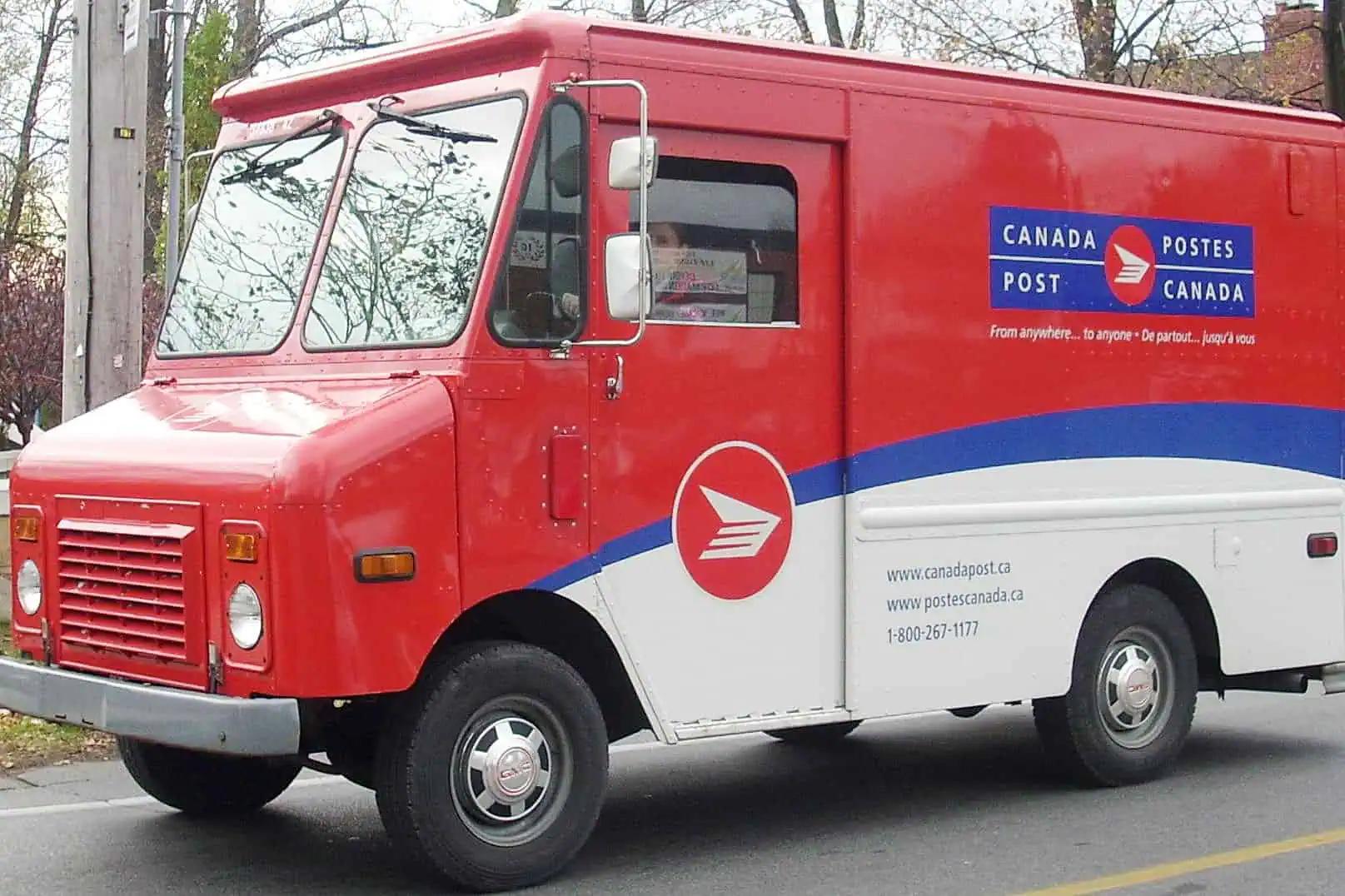 STRIKE: Canada Post workers could strike soon [Video]