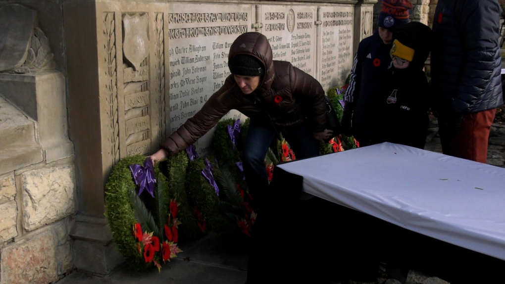 Saskatoon gathers to commemorate Remembrance Day [Video]