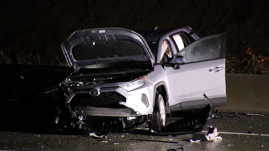 5 injured in Hwy. 1 crash, including Good Samaritan [Video]