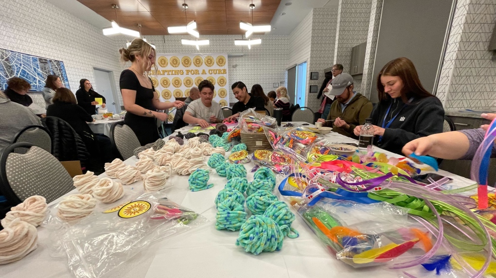 Crafting for a Cure helping hospitalized children in Winnipeg [Video]