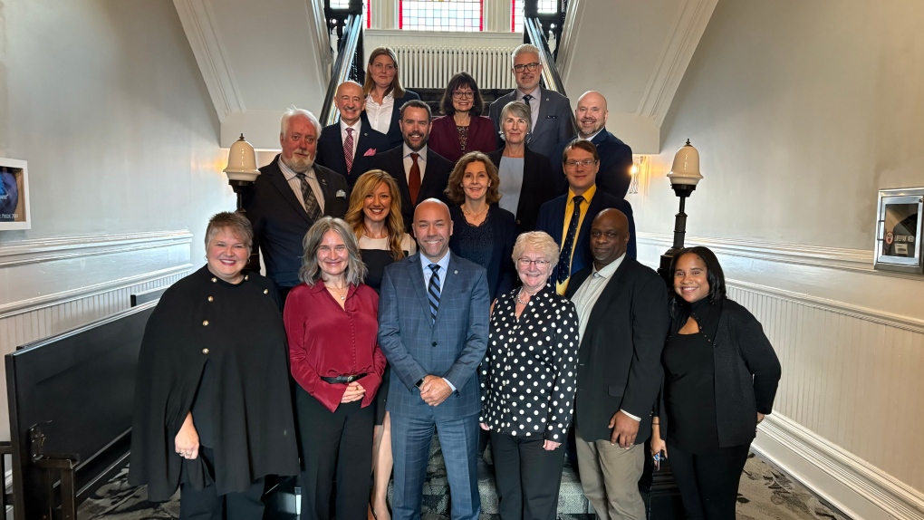 Halifax council meets for first time with new mayor, councillors [Video]