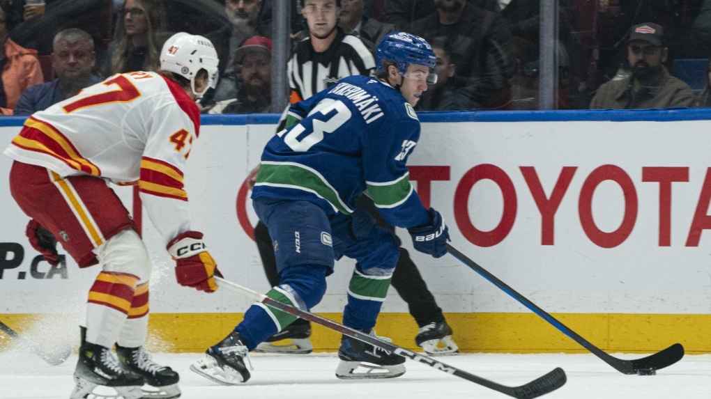 Canucks’ rookie Lekkerimaki earns praise in NHL debut [Video]