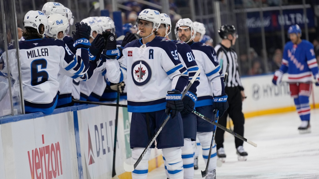 NHL: Winnipeg Jets have league-best 15-1 start [Video]