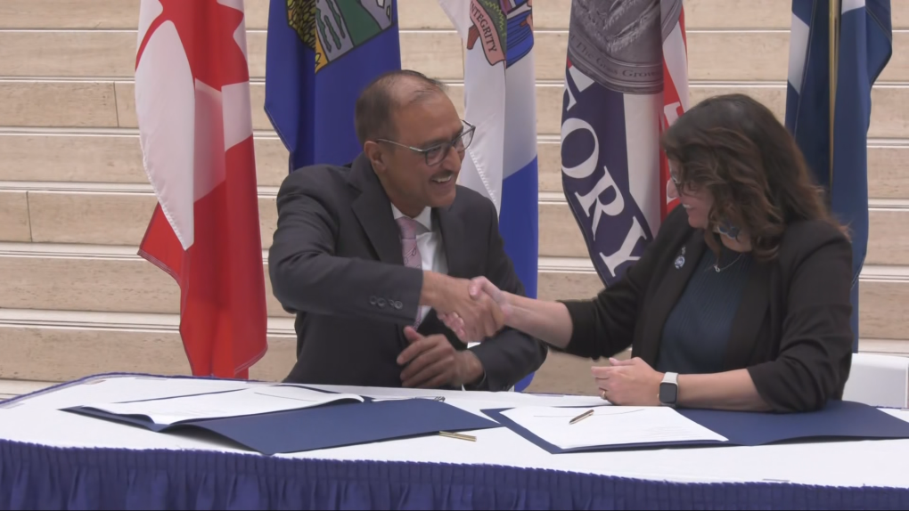 Edmonton signs first official document with Otipemisiwak Mtis Government [Video]