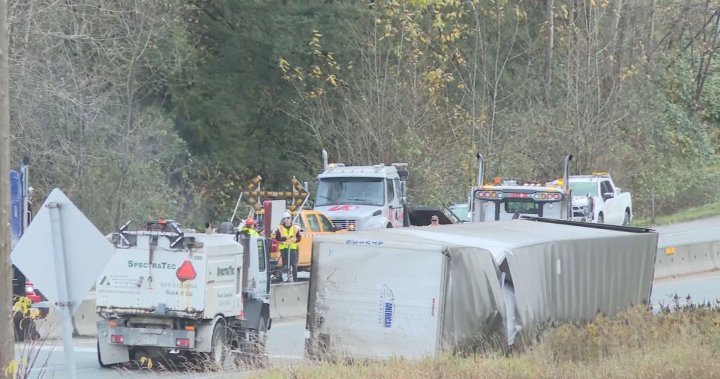 Alberta semi-truck driver fined for crash that blocked B.C. highway for hours [Video]