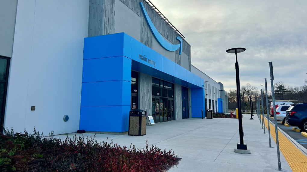 Take a look inside Amazons new fulfillment centre in Cambridge, Ont. [Video]