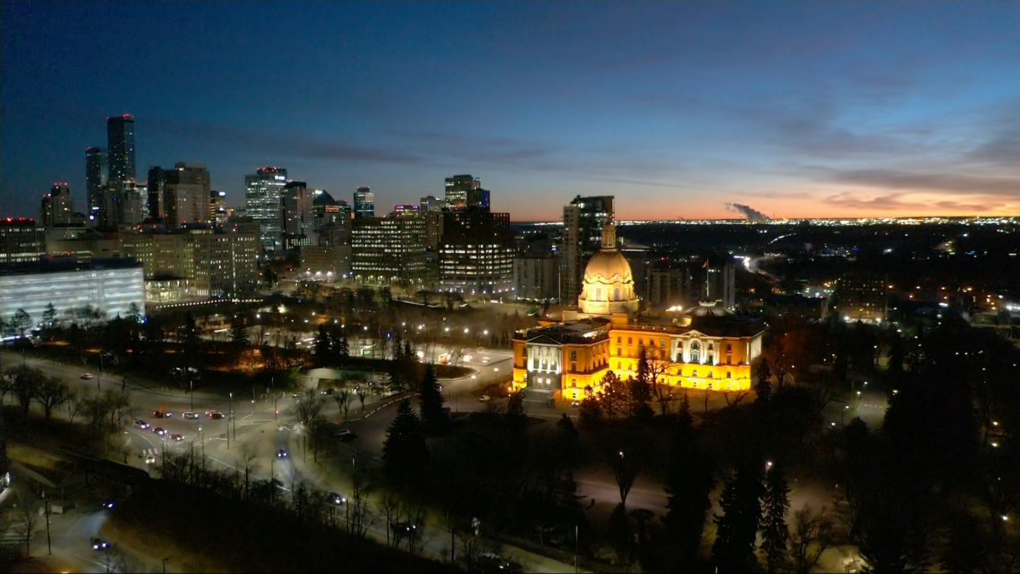 Edmonton weather for Nov. 14: Cloudy, but warmer than average [Video]