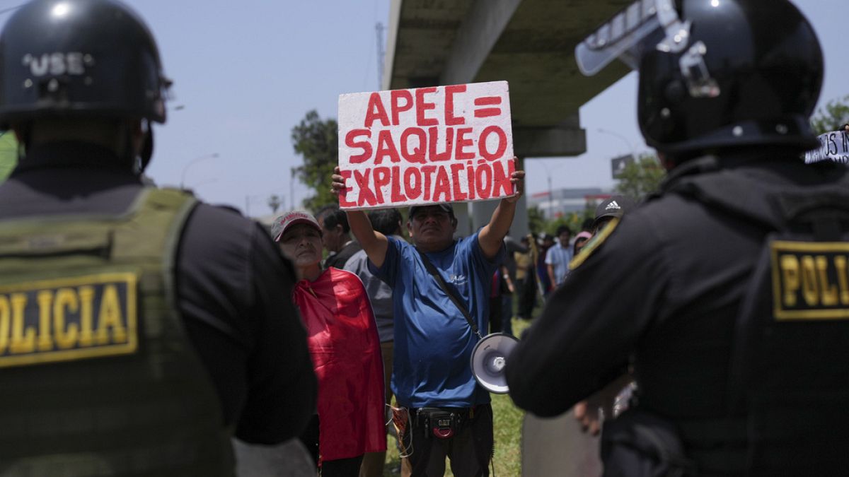 Video. Peruvians call for justice and say 