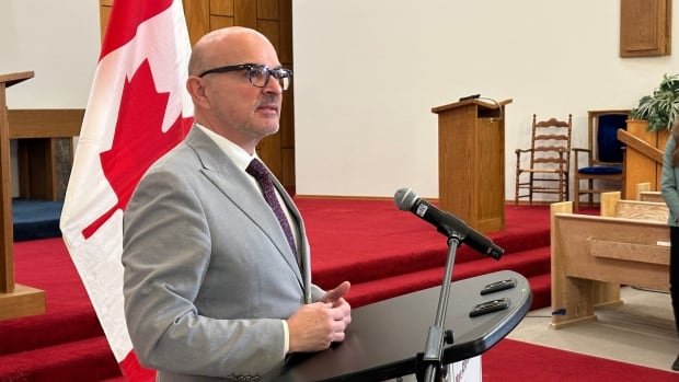 Boissonnault apologizes for shifting statements about family’s Indigeneity [Video]