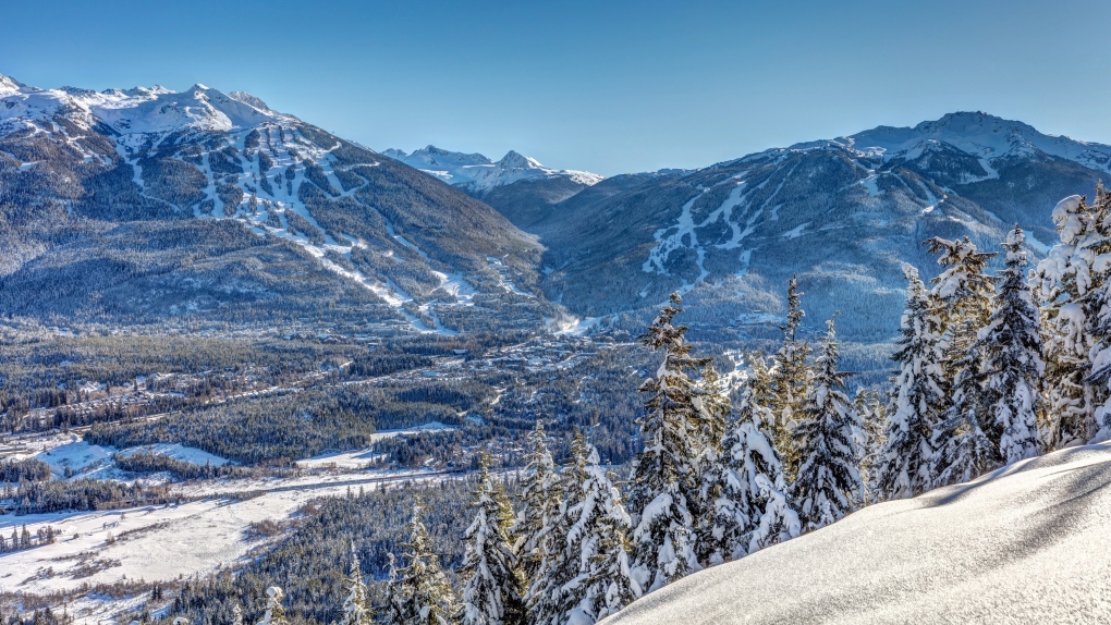 Whistler’s Blackcomb Mountain opening a day early [Video]