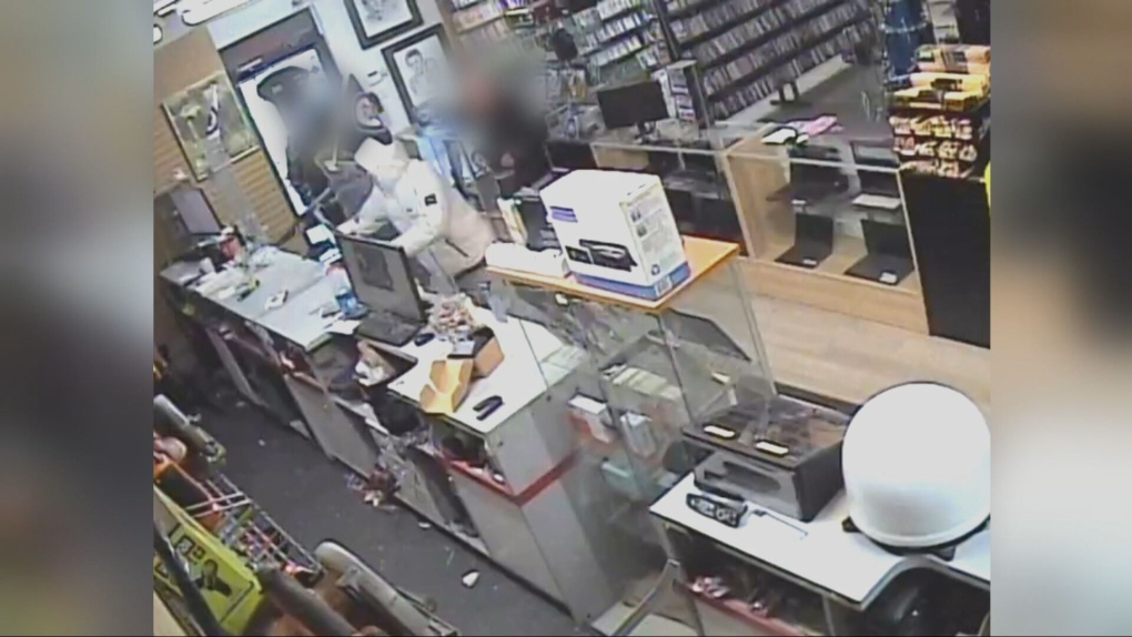 Security footage of robbery shared by Winnipeg pawn shop owner [Video]