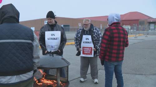 Global News Hour at 6 Calgary: Nov. 15 [Video]