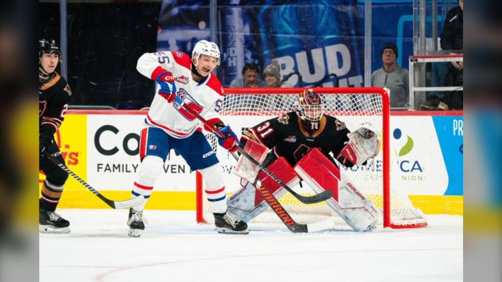 Calgary Hitmen defeat Spokane Chiefs 7-2 [Video]