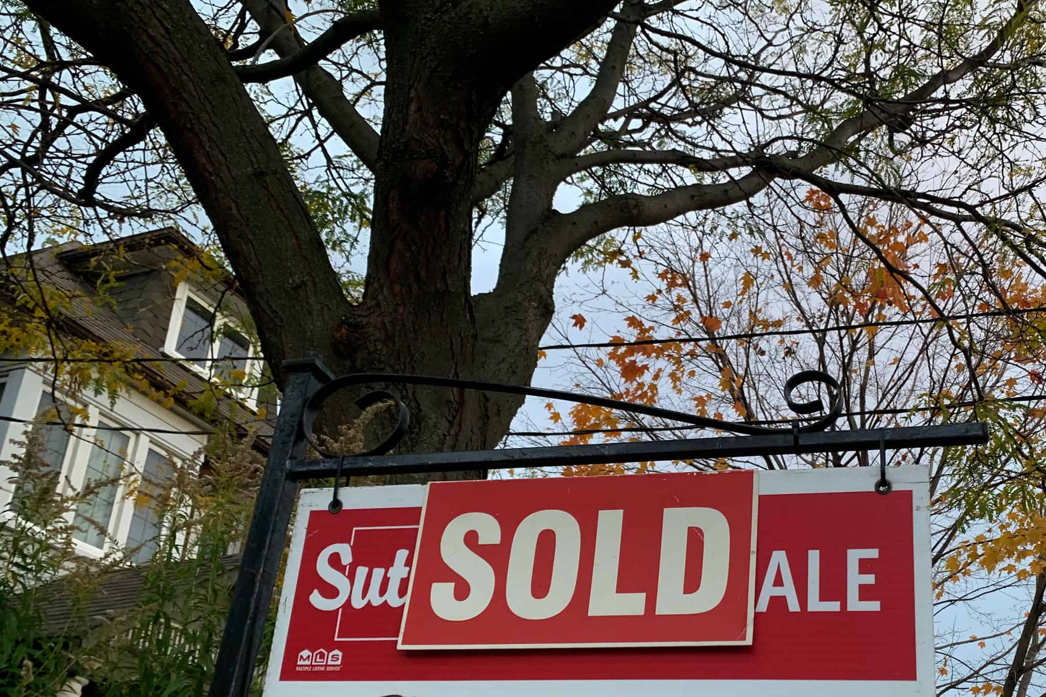 Homes are selling the fastest and slowest in these southern Ontario neighbourhoods [Video]