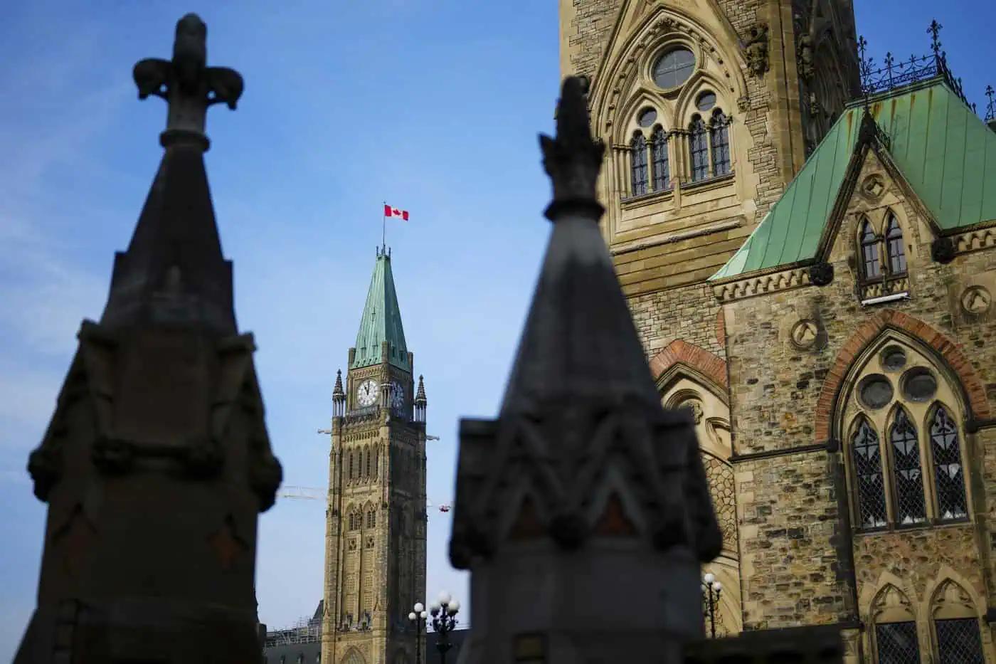 Parliament remains gridlocked amid Trump trade talk and postal strike [Video]