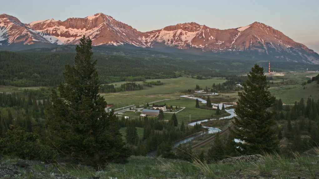 Coal mining at Grassy Mountain isn’t a simple decision, expert says [Video]