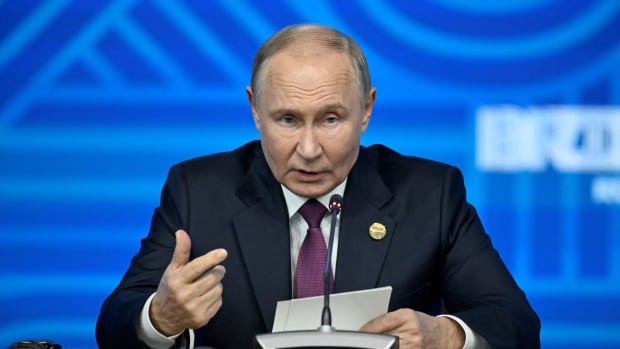 Russia’s Putin signs updated doctrine that lowers threshold for using nuclear weapons [Video]