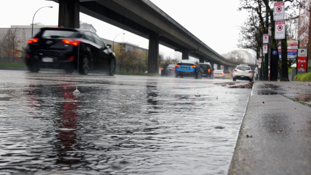 ‘Bomb cyclone’ hits B.C. coast, cutting roads and power [Video]