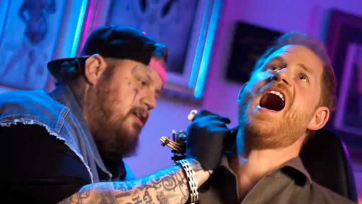 Prince Harry gets neck tattoo with Jelly Roll for Invictus sketch | Lifestyle [Video]