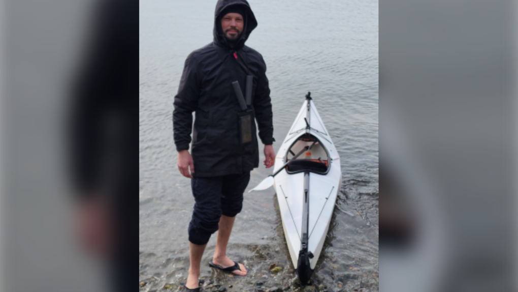 Kayaker missing from West Vancouver [Video]