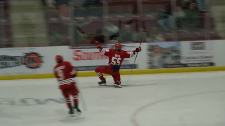 College hockey eligibility changes benefit Leaminton player [Video]