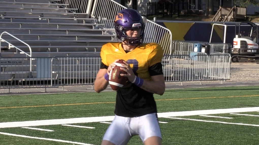 Golden Hawks receive two national football awards [Video]