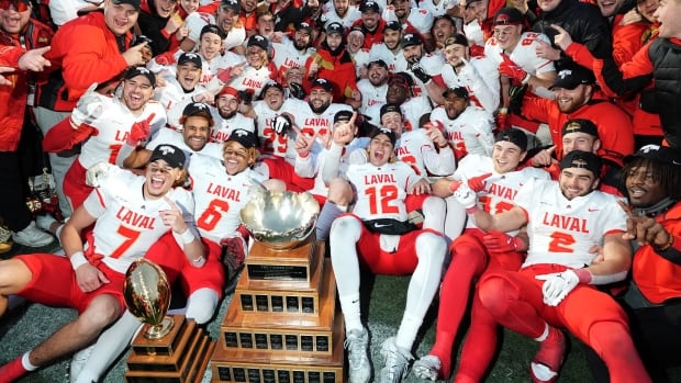 Felipe Forteza’s record 6 field goals lead Laval to Vanier Cup victory [Video]