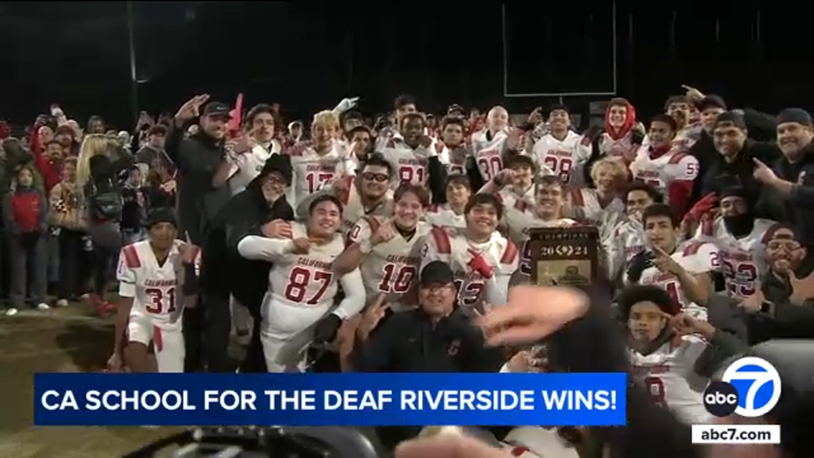 California School for the Deaf-Riverside tops Flintridge Prep to win 3rd straight football championship [Video]