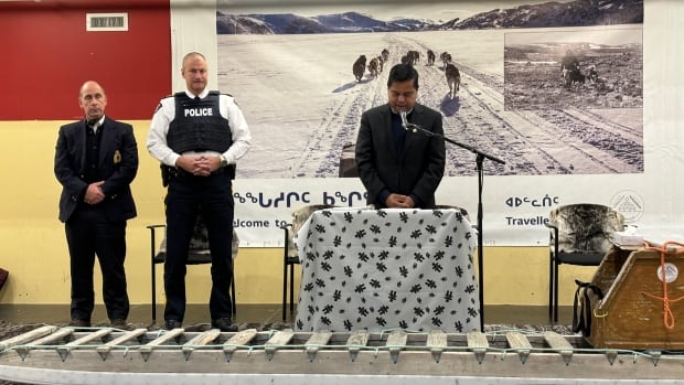 Canadian government apologizes to Inuit in Nunavik for mass killing of sled dogs [Video]