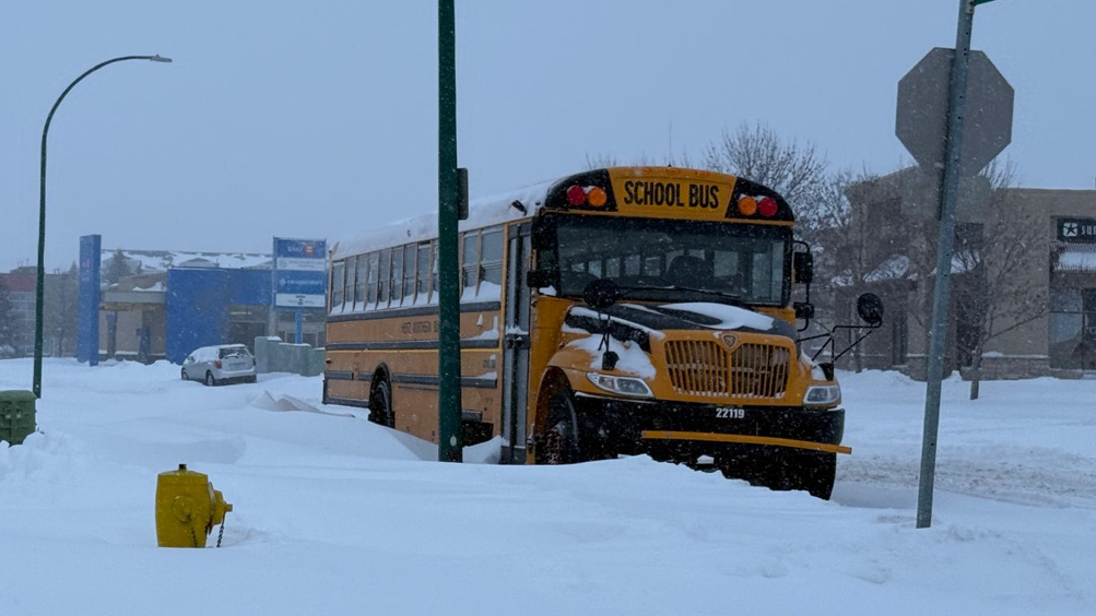 Saskatoon schools will be closed Monday following heavy snowfall [Video]