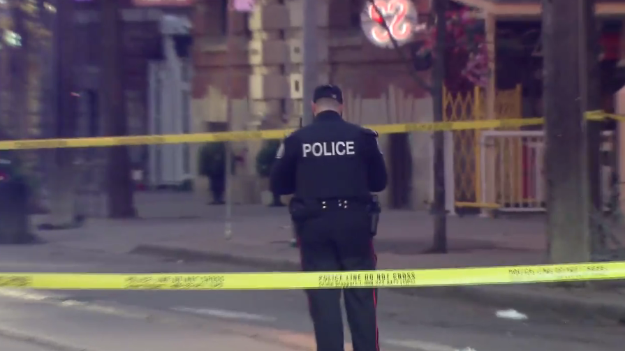 Man seriously injured in shooting in Torontos King West area [Video]