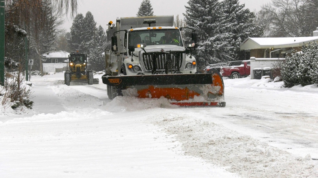 Lethbridge activates snow routes, windrow assistance program [Video]