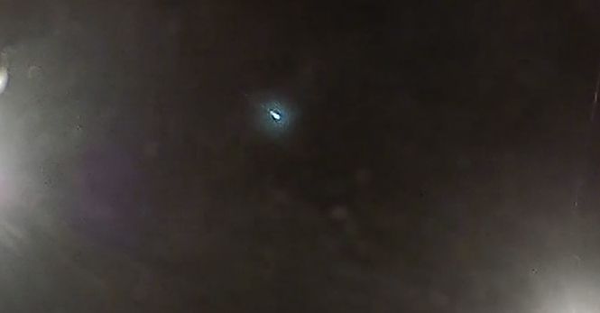 Watch: Meteor streaking across Vancouver night sky [Video]