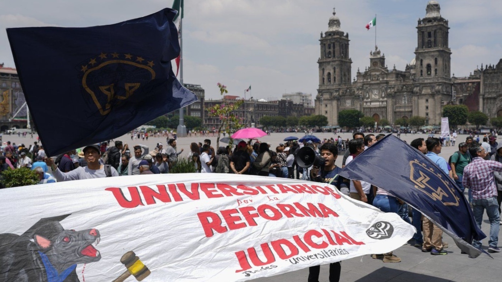 18,000 Mexicans register for Supreme Court seats, federal judge positions [Video]