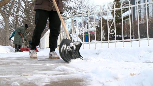 Healthy Living: Snow shoveling techniques to protect your back and cardio health [Video]