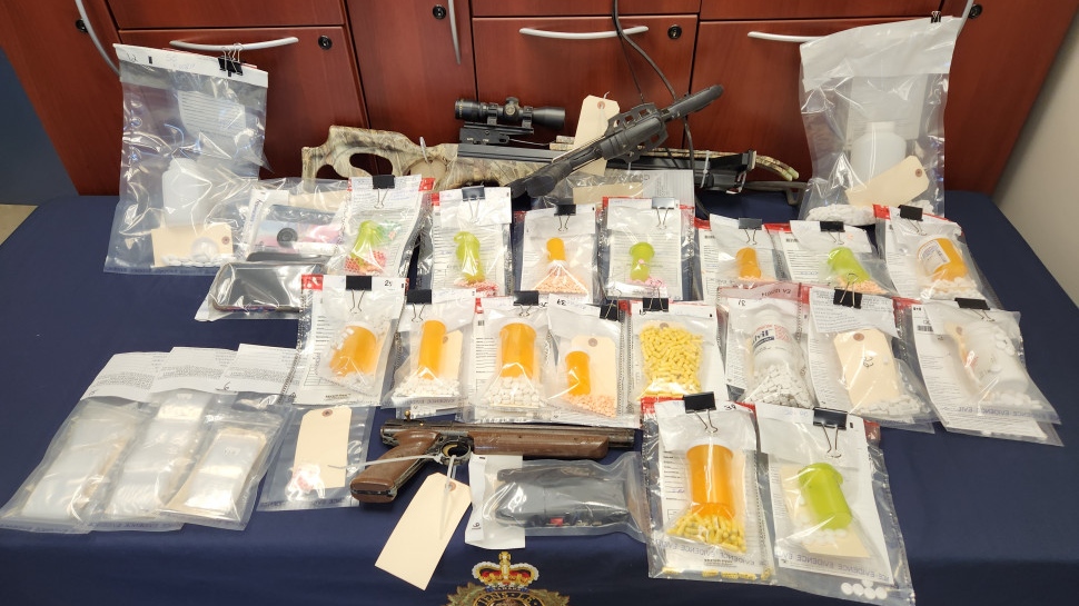 Two arrested after drug, weapon seizure in N.B. [Video]