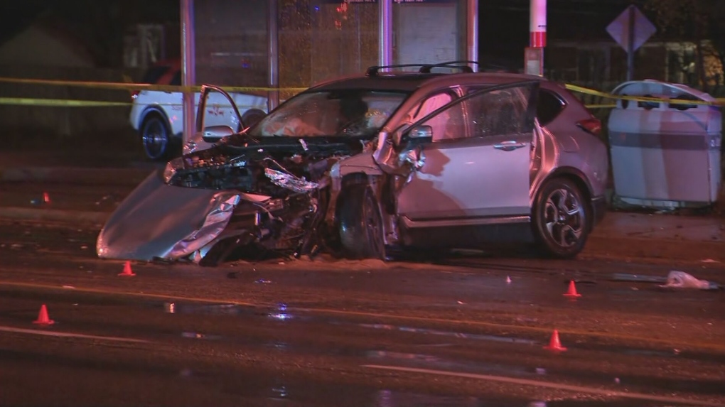 Stolen car involved in Toronto crash that sent 4 teens to hospital [Video]