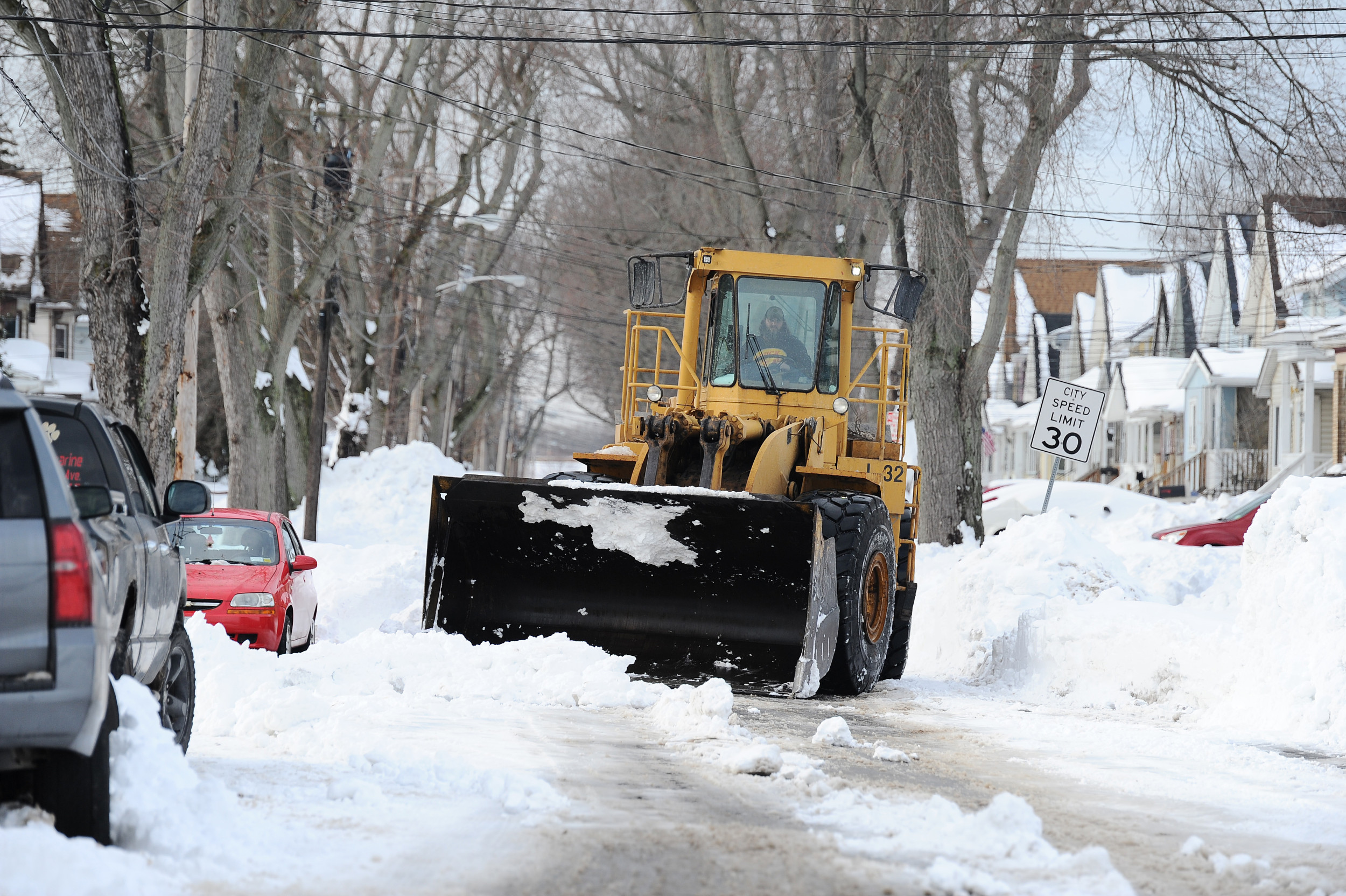 Winter Weather Update as ‘Formidable’ Lake Effect Snow Expected [Video]