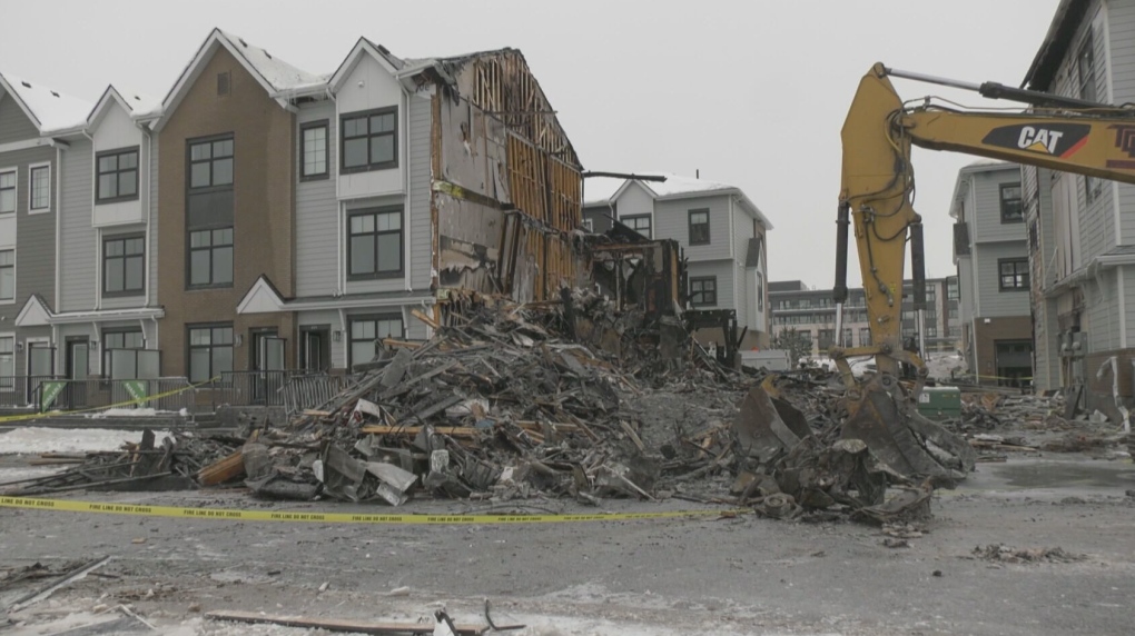 Natural gas suspected in Calgary house explosion [Video]