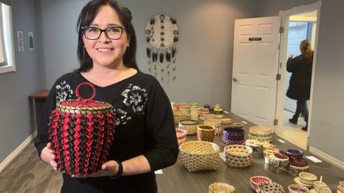 Elsipogtog members keep traditions alive with basket weaving [Video]