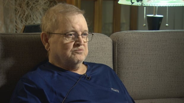 B.C. man calls on federal, provincial governments to cover his costly, life-saving cancer treatment [Video]