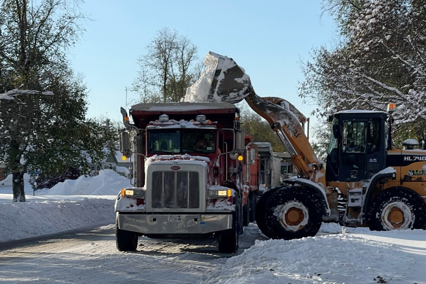 Lake-Effect Snow Warnings for Three States as Alert Issued to Drivers [Video]