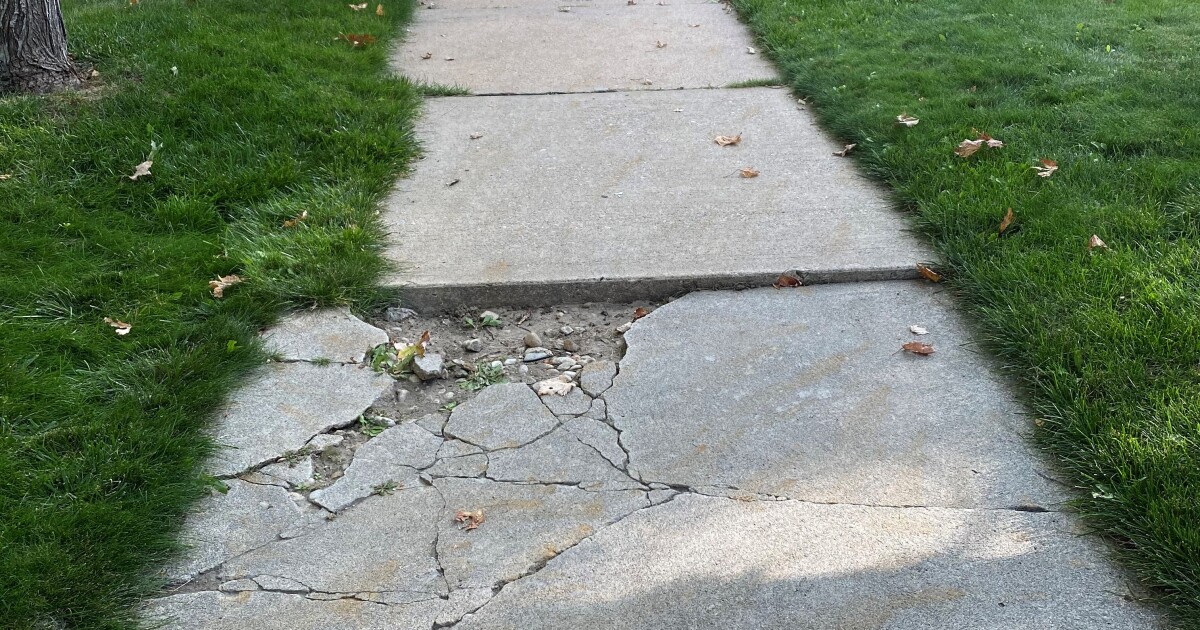 Denver will close parts of Quebec St. to fill sidewalk gaps over next few months [Video]