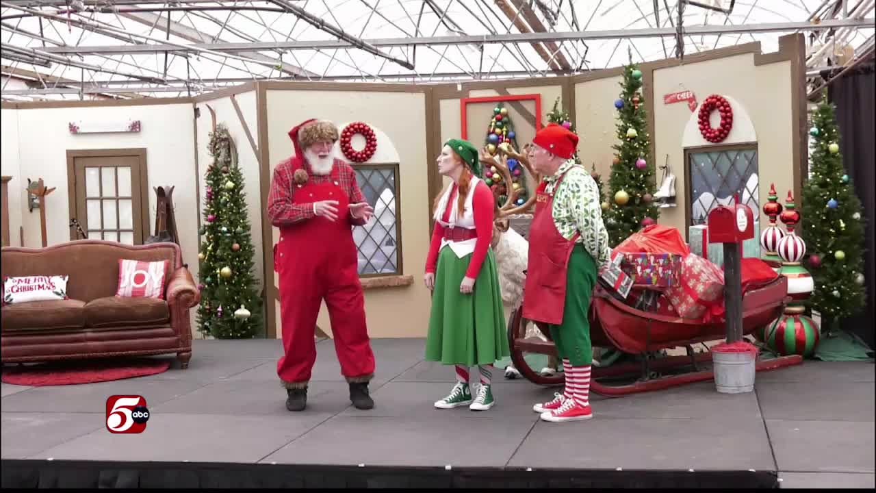 Santa & Albert Holiday Play [Video]