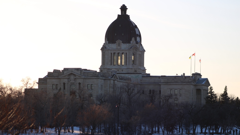 Saskatchewan government introduces affordability act with personal income tax measures [Video]