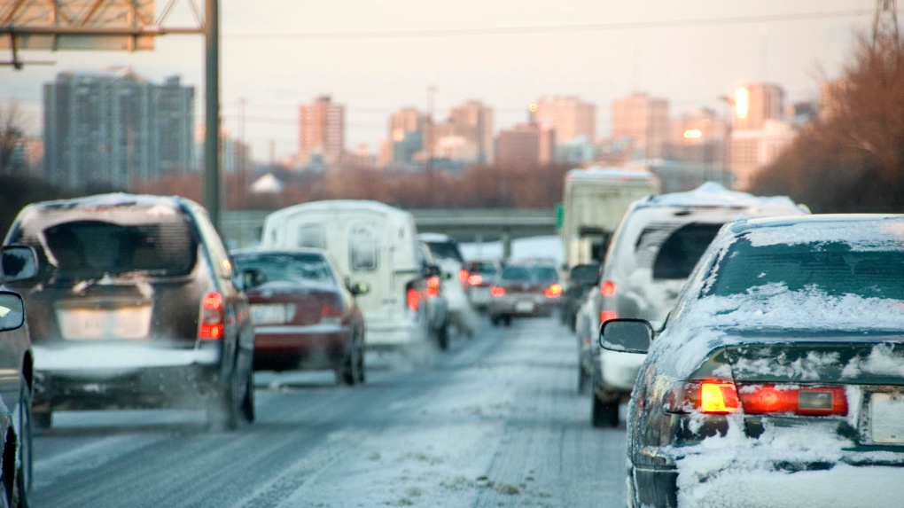 Ottawa weather: 5 cm of snow in the forecast, flurries Tuesday [Video]