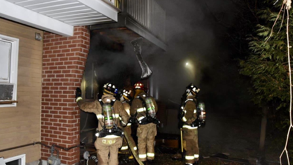 Hunt Club apartment fire: Woman, three teenagers injured following fire in three-storey building [Video]