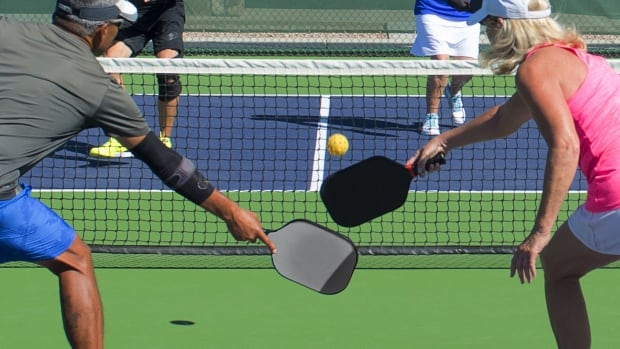 Latest twist in pickleball controversy leaves P.E.I. town without new courts  and mayor [Video]