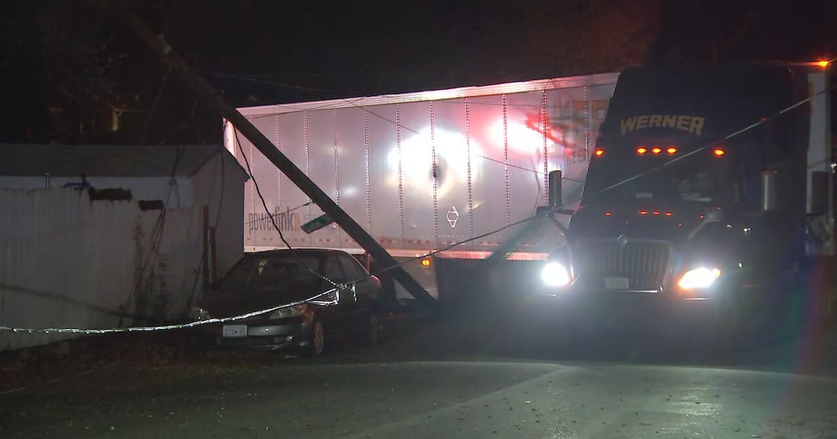 Tractor trailer driver apparently trapped after taking down pole in Lowell  Boston 25 News [Video]